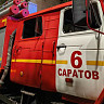 В Саратове пожарные тушили «Приору»